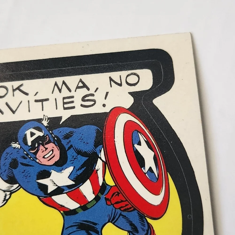 ✨RARE Vintage 1975 Topps Marvel Captain America Sticker Tan Back 